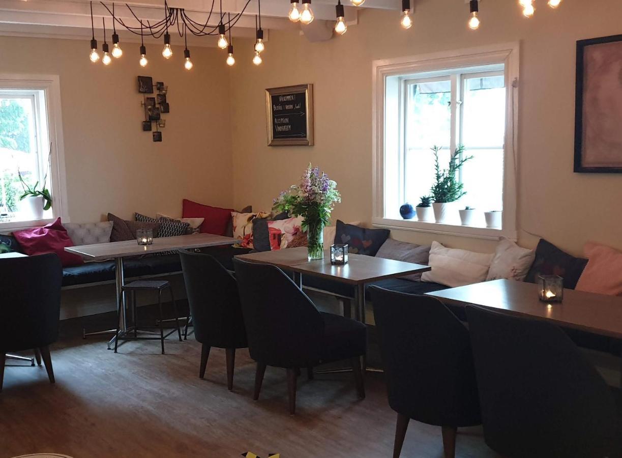 Strandterrassen Hostel Ґренна Екстер'єр фото