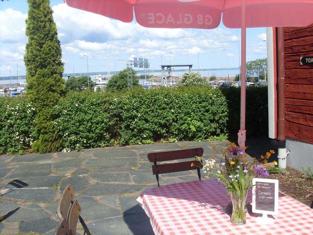 Strandterrassen Hostel Ґренна Екстер'єр фото