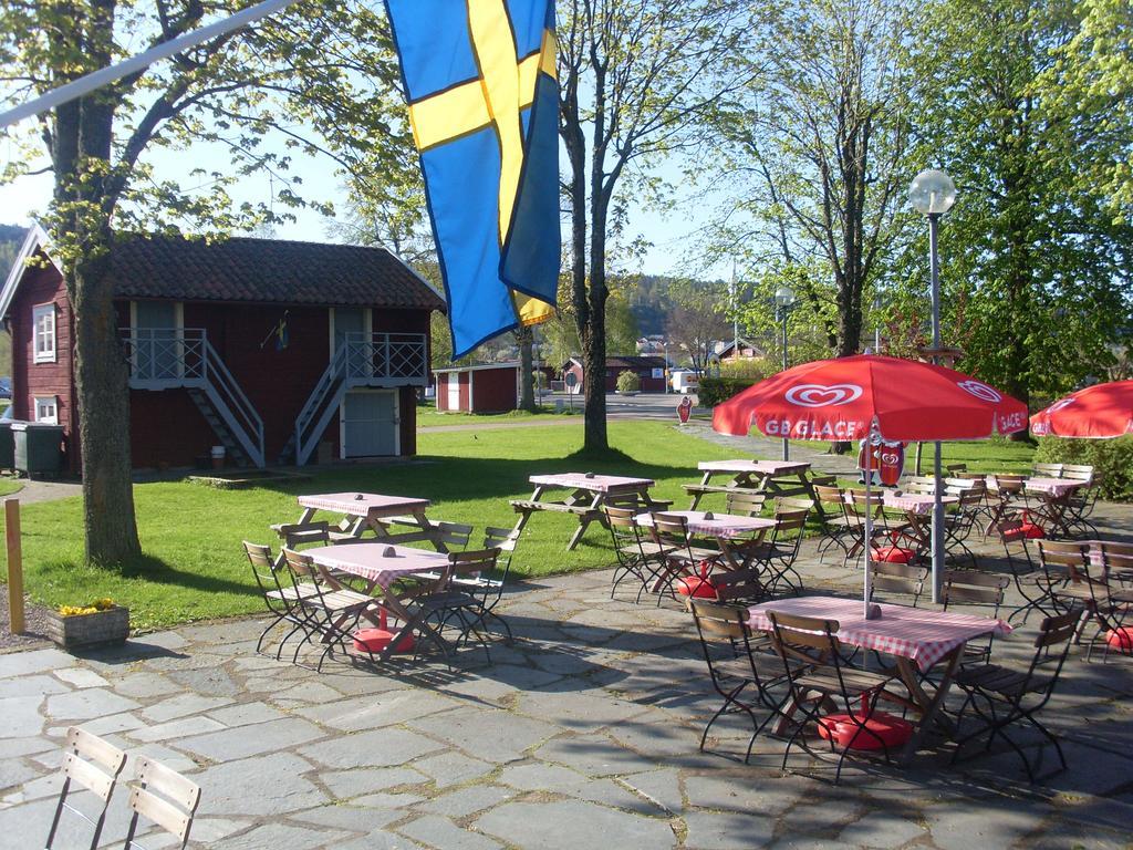 Strandterrassen Hostel Ґренна Екстер'єр фото