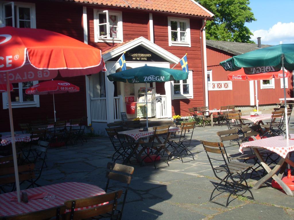 Strandterrassen Hostel Ґренна Екстер'єр фото